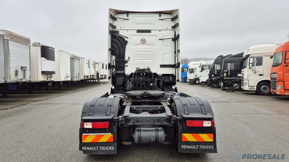 RENAULT T 520 HD001 EURO 6 + HYDRAULIKA - Tractor unit: picture 3 RENAULT T 520 HD001 EURO 6 + HYDRAULIKA - Tractor unit: picture 3