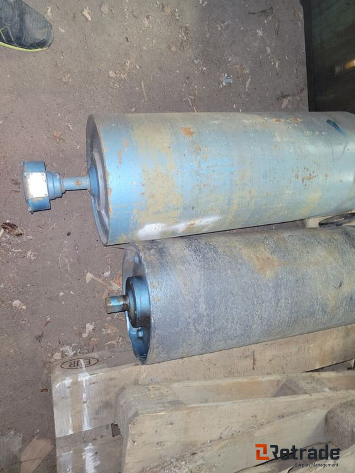 2 st el-drivna rullar för transportband - Construction equipment: picture 2 2 st el-drivna rullar för transportband - Construction equipment: picture 2