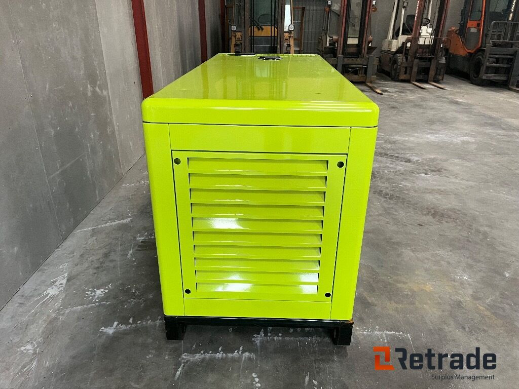 Generator Compal Power VG-R30 Generator - Construction machinery: picture 4 Generator Compal Power VG-R30 Generator - Construction machinery: picture 4