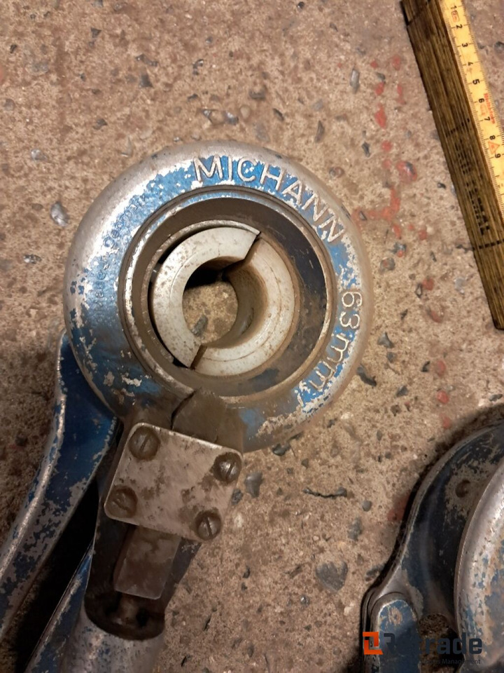Håndværktøj 2 stk Rørskærere Michann 63mm og 110mm - Construction equipment: picture 4 Håndværktøj 2 stk Rørskærere Michann 63mm og 110mm - Construction equipment: picture 4