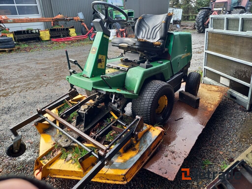 John Deere F725 klipper - Garden mower: picture 1 John Deere F725 klipper - Garden mower: picture 1