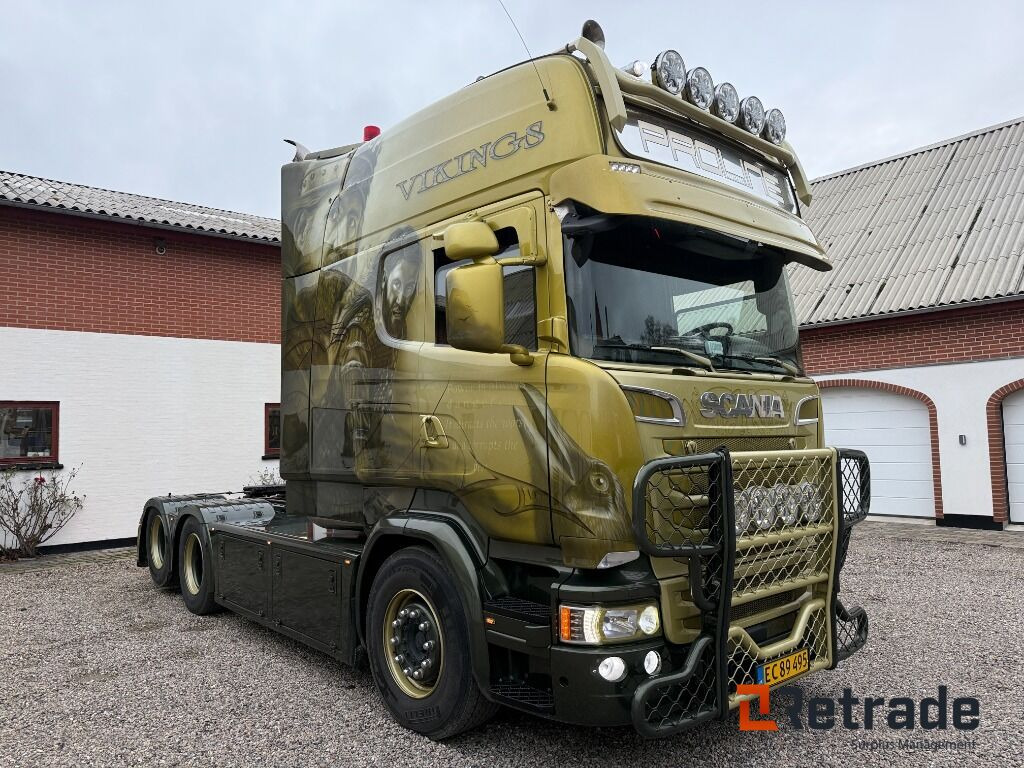 Showtrækker SCANIA R 580 / tractor unit – custom airbrushed themed show truck - Tractor unit: picture 3 Showtrækker SCANIA R 580 / tractor unit – custom airbrushed themed show truck - Tractor unit: picture 3