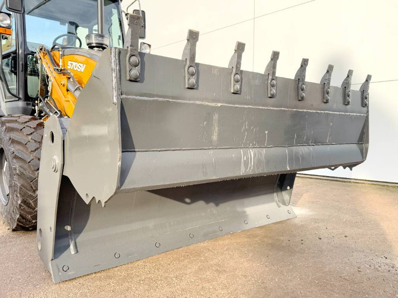 Backhoe loader Case 570SV 4WD - 4/1 Bucket / Telescopic Boom / AC: picture 11