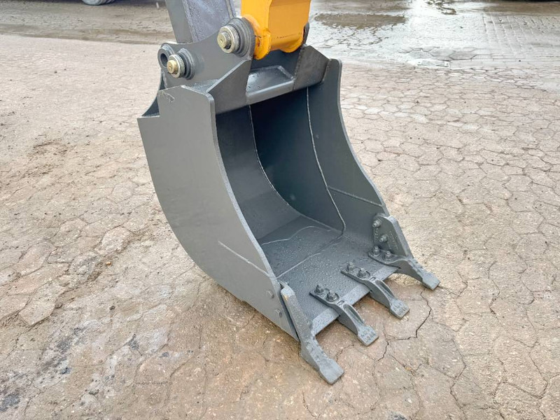 Backhoe loader Case 570SV 4WD - 4/1 Bucket / Telescopic Boom / AC: picture 18