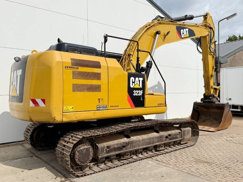 Cat 323FL - German Machine / Rear + Side Camera - Crawler excavator: picture 5 Cat 323FL - German Machine / Rear + Side Camera - Crawler excavator: picture 5