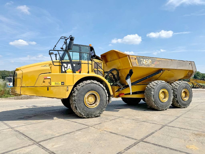 Cat 745C - Central Greasing / Backup Camera - Articulated dumper: picture 1 Cat 745C - Central Greasing / Backup Camera - Articulated dumper: picture 1