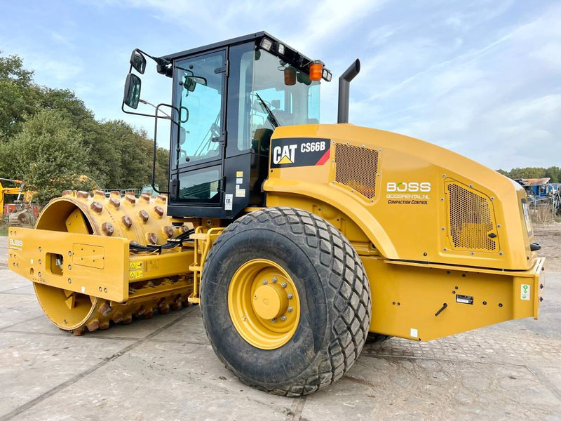 Cat CS66B - CE Certified / Low Hours / Padfoot - Roller: picture 3 Cat CS66B - CE Certified / Low Hours / Padfoot - Roller: picture 3