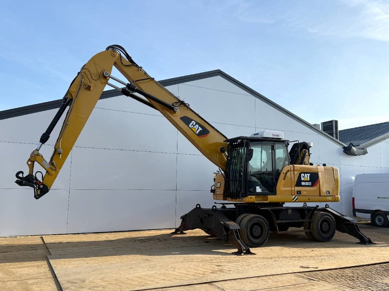 Cat MH3022 - Dutch Machine / Rear + Side Camera - Waste/ Industry handler: picture 2 Cat MH3022 - Dutch Machine / Rear + Side Camera - Waste/ Industry handler: picture 2