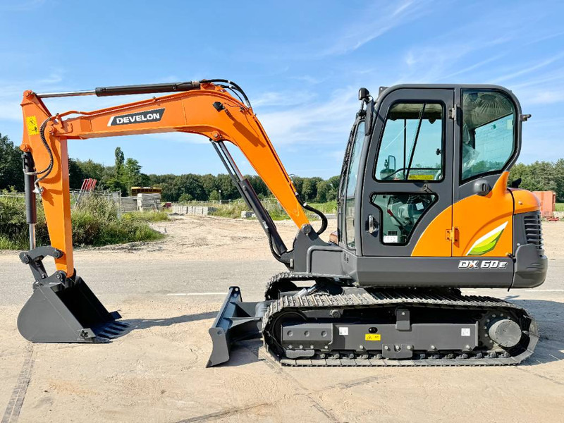 Develon DX60E-10N - New / Unused / 2024 Model - Mini excavator: picture 1 Develon DX60E-10N - New / Unused / 2024 Model - Mini excavator: picture 1