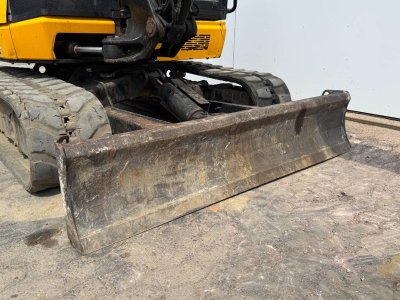 Mini excavator JCB 48Z-1 - Hammer Lines / Quick Coupler: picture 19