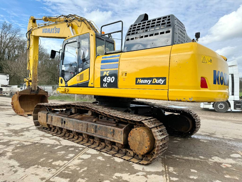 Komatsu PC490LC-11 - Rear + Side Camera / CE - Crawler excavator: picture 3 Komatsu PC490LC-11 - Rear + Side Camera / CE - Crawler excavator: picture 3