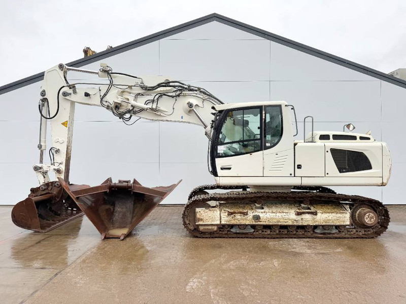Crawler excavator Liebherr R906LC Litronic - 2 Buckets / Quick Coupler: picture 1