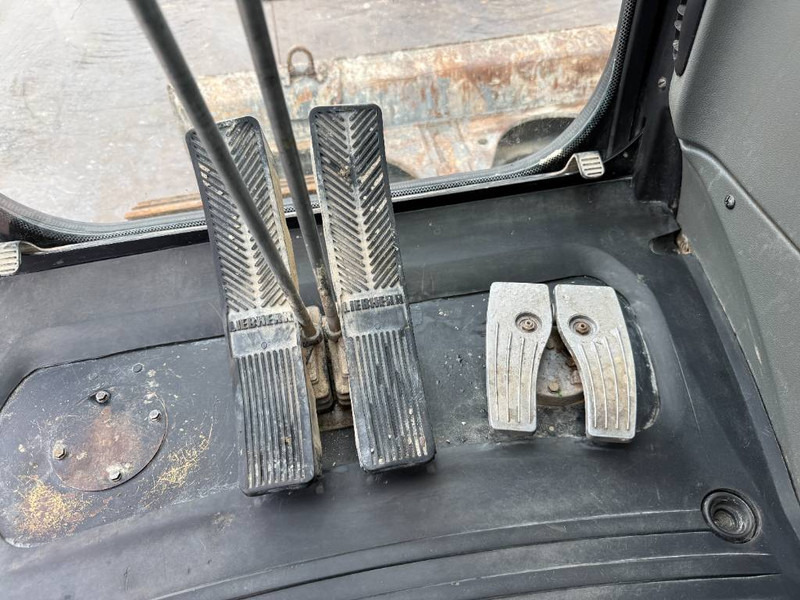 Crawler excavator Liebherr R926LC Compact - Oilquick / TRIMPLE GPS Prepaired: picture 10