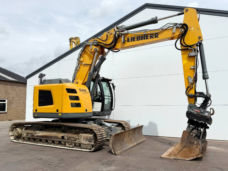 Crawler excavator Liebherr R926LC Compact - Oilquick / TRIMPLE GPS Prepaired: picture 7