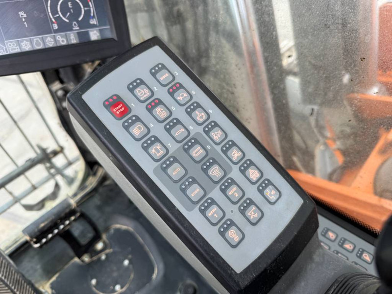 Crawler excavator Liebherr R976LCV - 2 Buckets + Ripper Tooth / Quick Coupler: picture 13