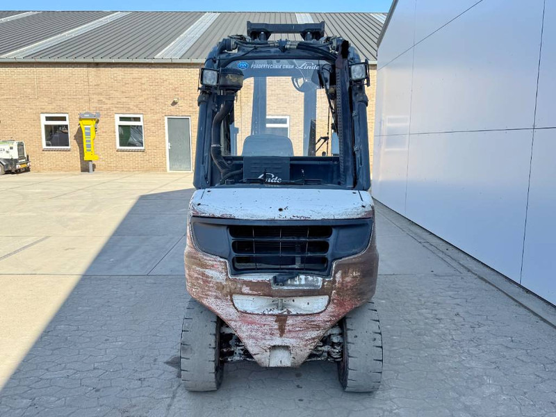 Linde H35D - German Machine Side Shift Fork Positioners - Diesel forklift: picture 4 Linde H35D - German Machine Side Shift Fork Positioners - Diesel forklift: picture 4