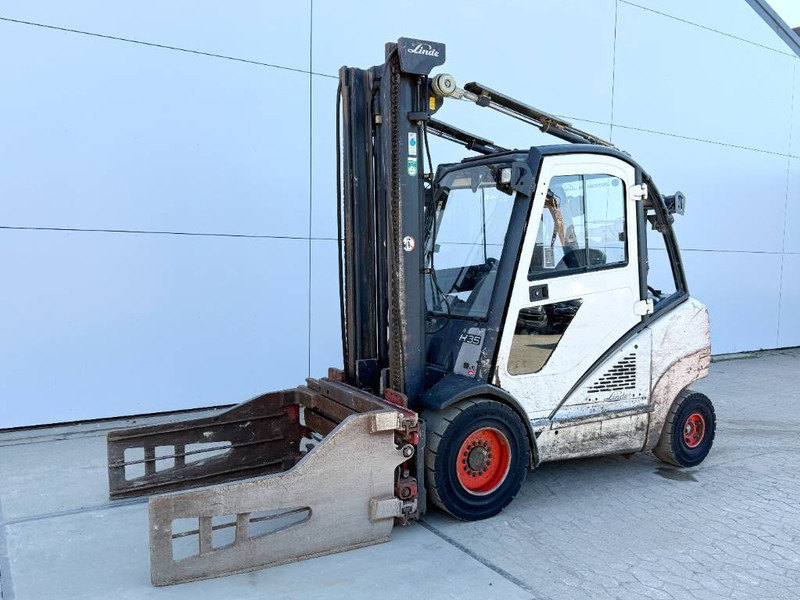 Linde H35D - German Machine Side Shift Fork Positioners - Diesel forklift: picture 1 Linde H35D - German Machine Side Shift Fork Positioners - Diesel forklift: picture 1