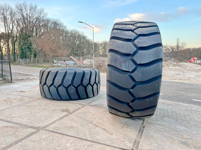 Michelin X Mine D2 45/65R45 Tyre x 2 - Wheels and tires for Construction machinery: picture 2 Michelin X Mine D2 45/65R45 Tyre x 2 - Wheels and tires for Construction machinery: picture 2