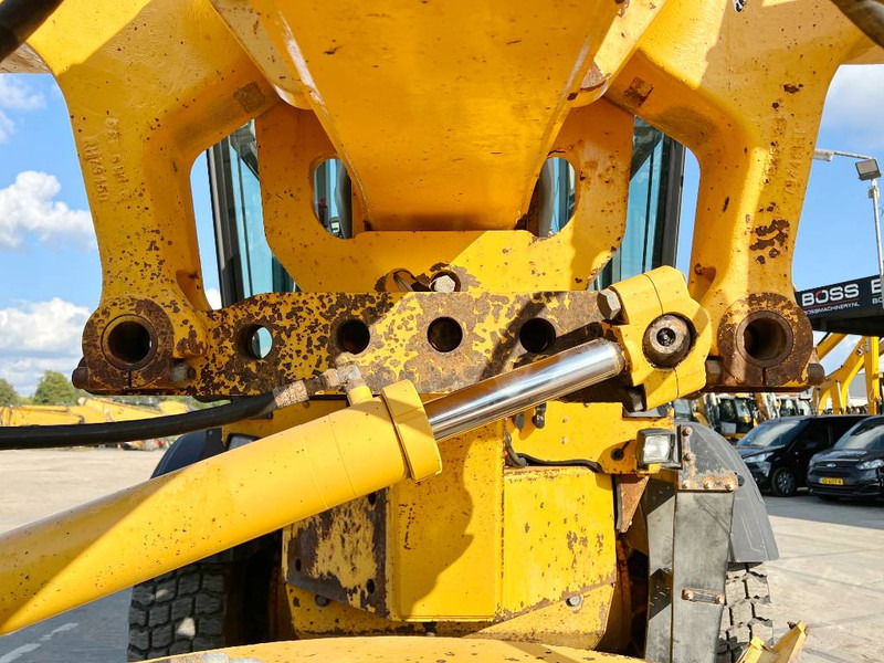 Grader Volvo G946B 6x6 - Perfect machine: picture 14