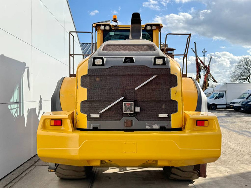 Volvo L180H - 3rd Function / Weight System - Wheel loader: picture 5 Volvo L180H - 3rd Function / Weight System - Wheel loader: picture 5