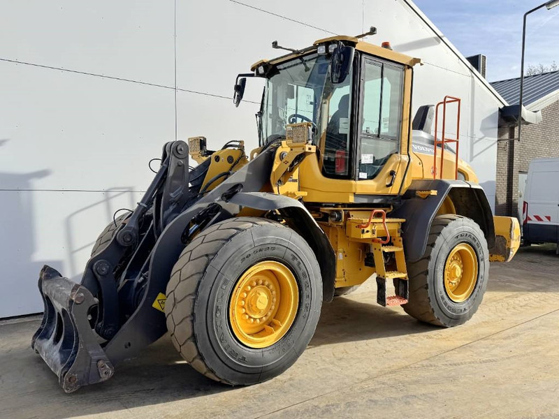 Volvo L70H - Weight System / 3rd Function - Wheel loader: picture 2 Volvo L70H - Weight System / 3rd Function - Wheel loader: picture 2
