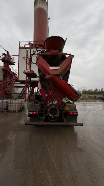 Renault Kerax - Concrete mixer truck: picture 4 Renault Kerax - Concrete mixer truck: picture 4