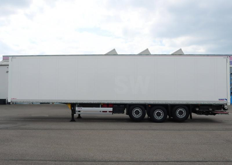 Schmitz - Closed box semi-trailer: picture 4 Schmitz - Closed box semi-trailer: picture 4