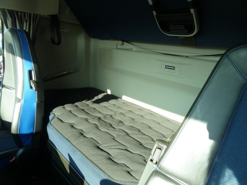 Lease a Volvo FH 500 Volvo FH 500: picture 8
