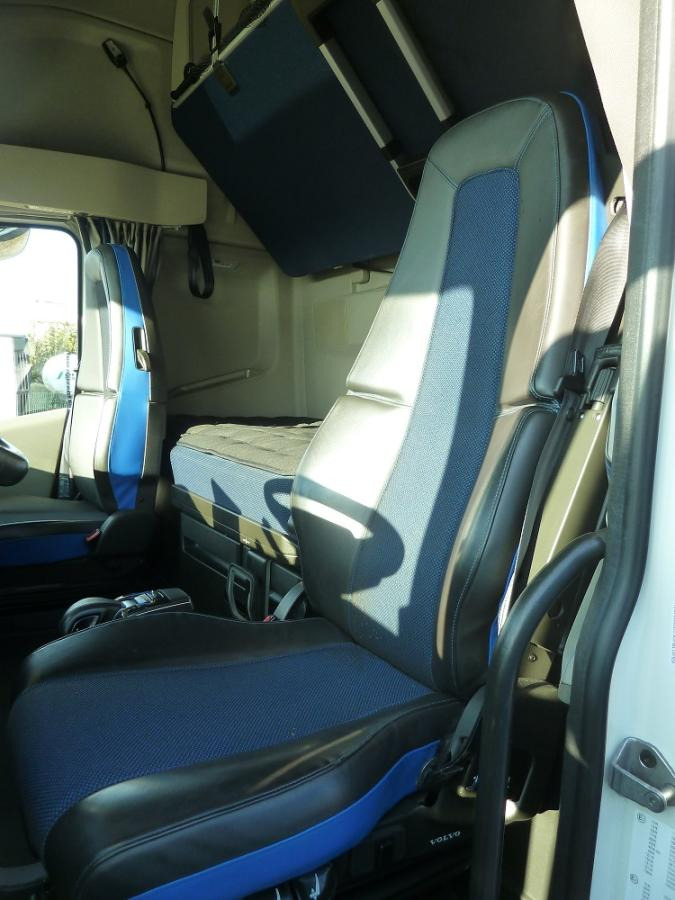 Lease a Volvo FH 500 Volvo FH 500: picture 14
