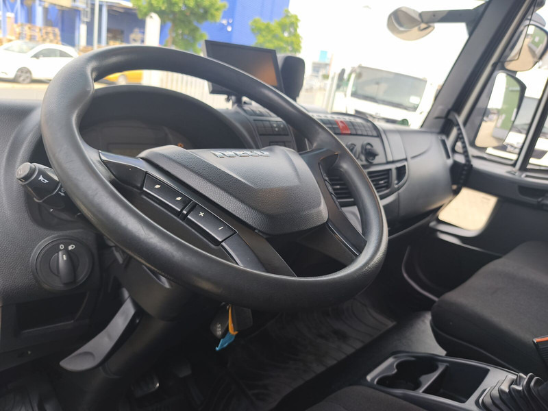 Curtainsider truck Iveco Eurocargo 75-210 Plane 3-Sitzer 4x2 Euro 6 LBW (20): picture 18 Curtainsider truck Iveco Eurocargo 75-210 Plane 3-Sitzer 4x2 Euro 6 LBW (20): picture 18