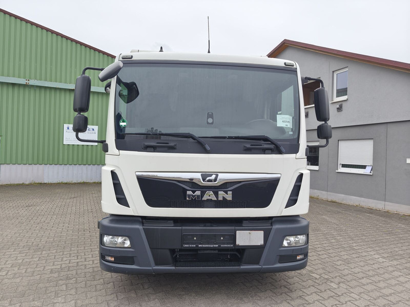 MAN TGL 8.190 - Box truck: picture 3 MAN TGL 8.190 - Box truck: picture 3