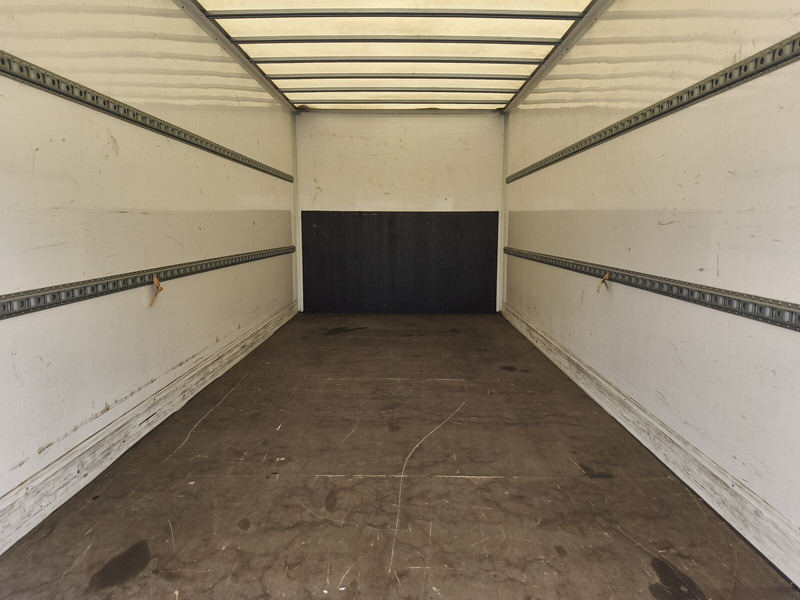 Box truck MAN TGL 8.190 Koffer gFH AHK LBW Euro 6 4x2 (11): picture 13