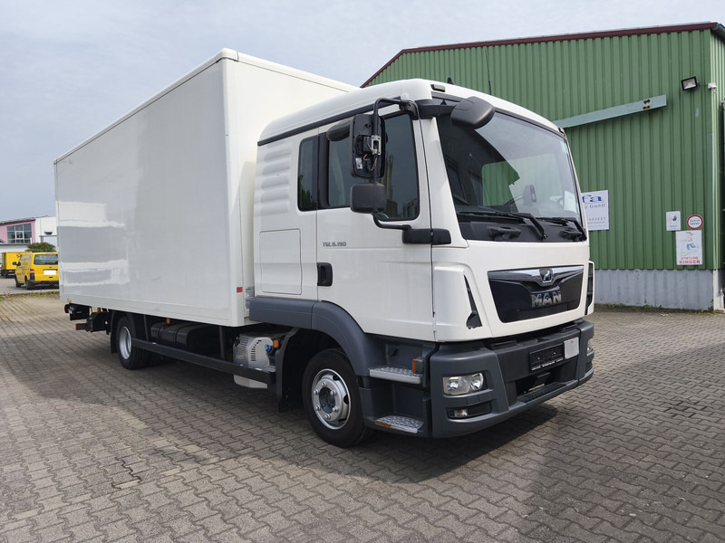 MAN TGL 8.190 Koffer gFH AHK LBW Euro 6 4x2 (11) - Box truck: picture 2 MAN TGL 8.190 Koffer gFH AHK LBW Euro 6 4x2 (11) - Box truck: picture 2