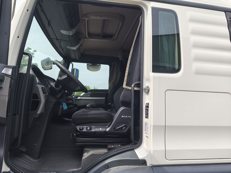 Box truck MAN TGL 8.190 Koffer gFH AHK LBW Euro 6 4x2 (11): picture 19