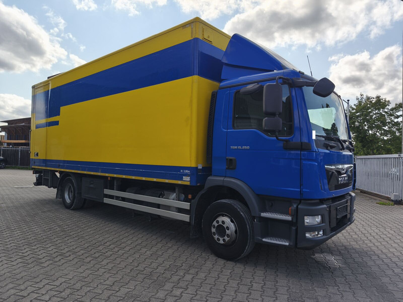 MAN TGM 15.250 - Box truck: picture 2 MAN TGM 15.250 - Box truck: picture 2