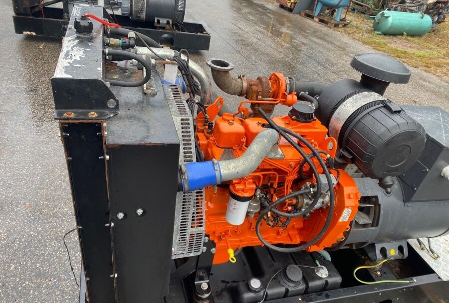 Lease a Diversen ECP34 2S4 - Iveco Engine,126kVA,New oils, filters, Mecc Alte ECP34 2S4  Diversen ECP34 2S4 - Iveco Engine,126kVA,New oils, filters, Mecc Alte ECP34 2S4: picture 6