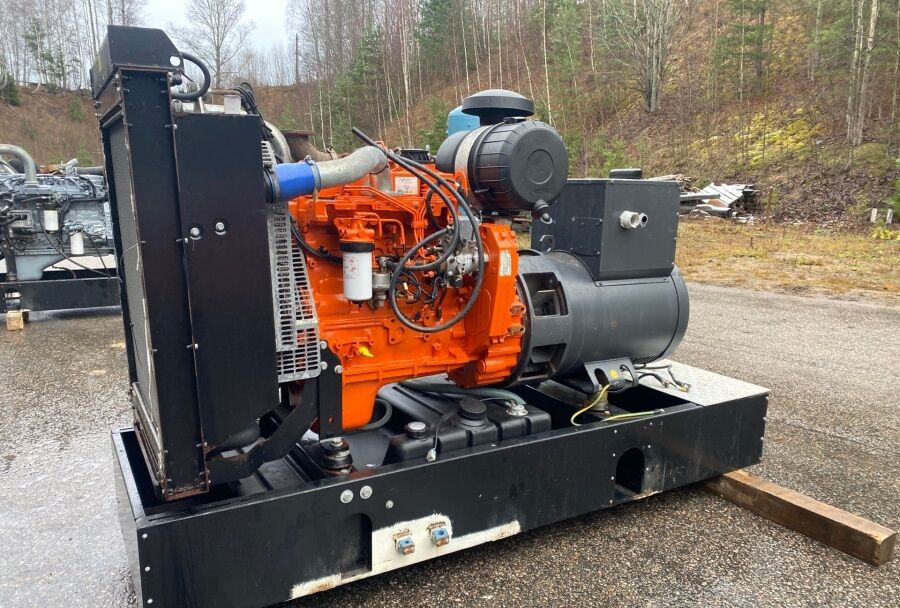 Lease a Diversen ECP34 2S4 - Iveco Engine,126kVA,New oils, filters, Mecc Alte ECP34 2S4  Diversen ECP34 2S4 - Iveco Engine,126kVA,New oils, filters, Mecc Alte ECP34 2S4: picture 13