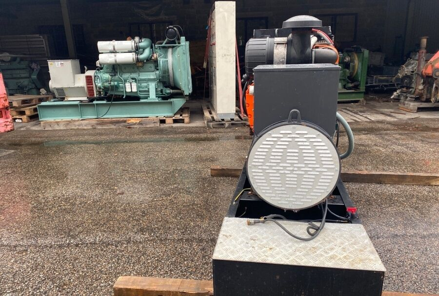 Lease a Diversen ECP34 2S4 - Iveco Engine,126kVA,New oils, filters, Mecc Alte ECP34 2S4  Diversen ECP34 2S4 - Iveco Engine,126kVA,New oils, filters, Mecc Alte ECP34 2S4: picture 10