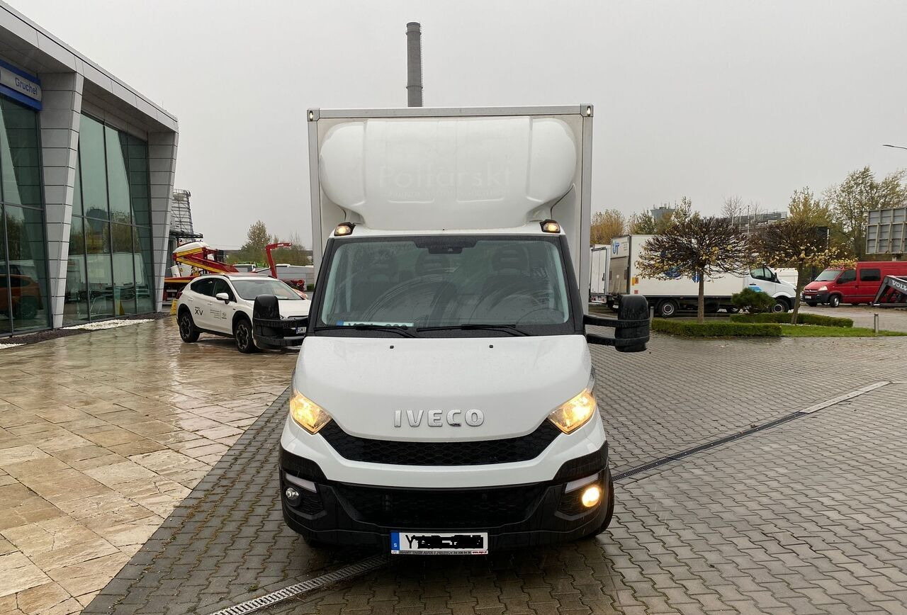 Iveco Daily 35C18 35C180 / Container / Veldhuizen Trailer / 3 Axes / KAT. B+ - Box truck: picture 2 Iveco Daily 35C18 35C180 / Container / Veldhuizen Trailer / 3 Axes / KAT. B+ - Box truck: picture 2