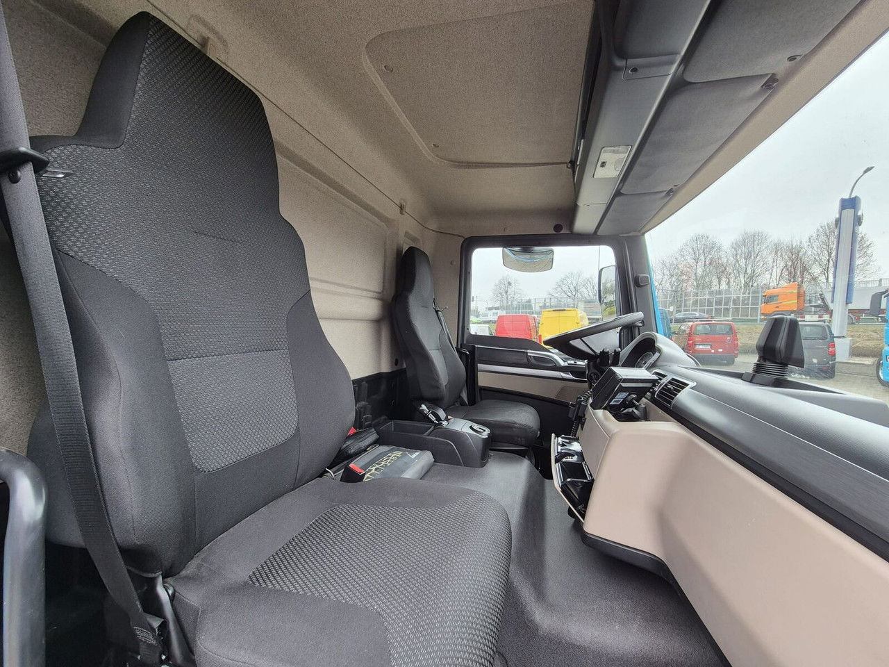 Box truck MAN TGM 15.250 Warranty ALL Europe: picture 27
