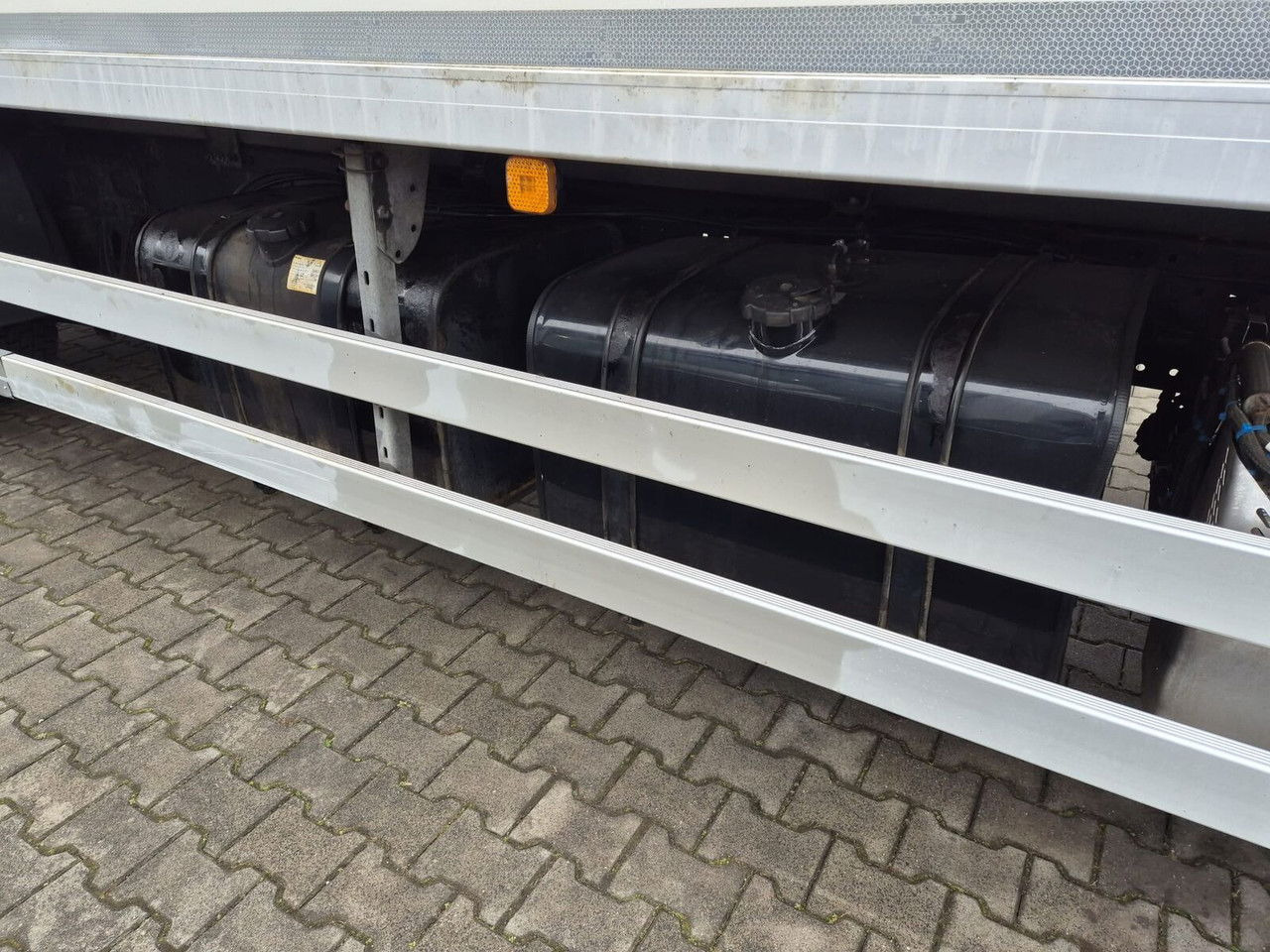 Box truck MAN TGM 15.250 Warranty ALL Europe: picture 23