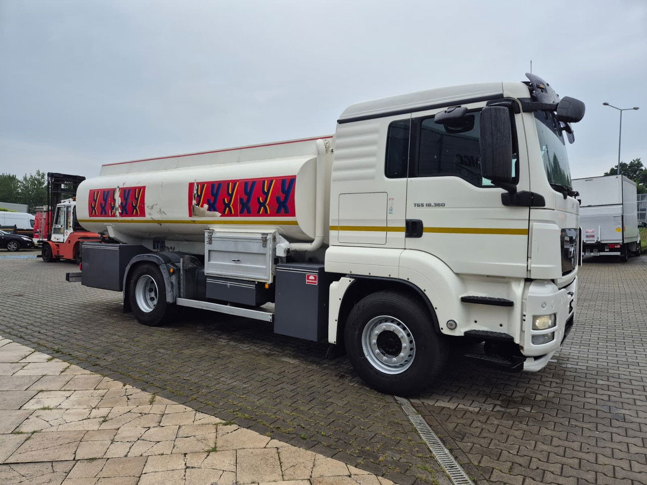 Tank truck MAN TGS 18.360 OIL Transport / Good Condition: picture 8