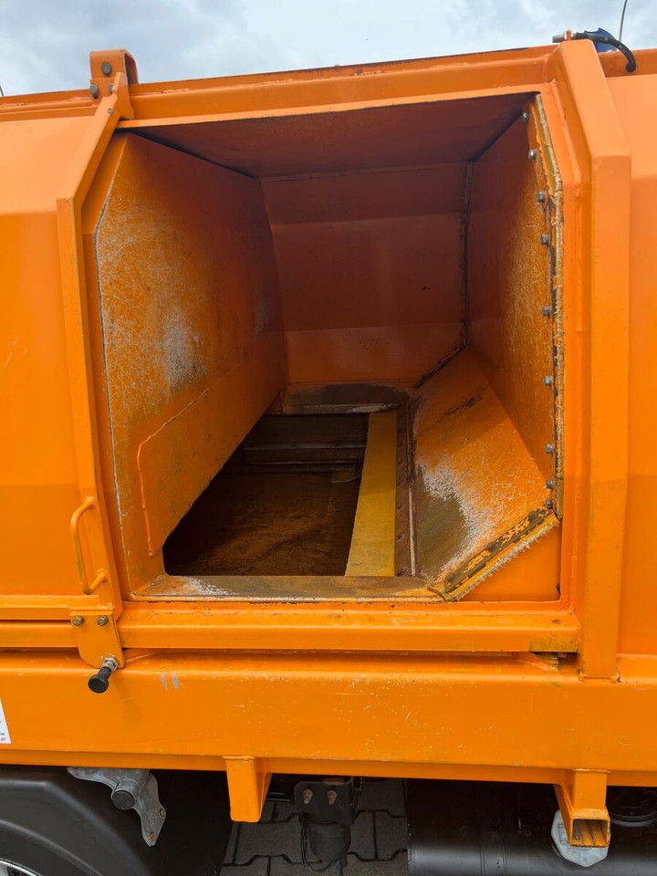 Lease a  Mitsubishi Canter Fuso 3S13 AMT / Presscontainer / LOW KM / Super Condition Mitsubishi Canter Fuso 3S13 AMT / Presscontainer / LOW KM / Super Condition: picture 16