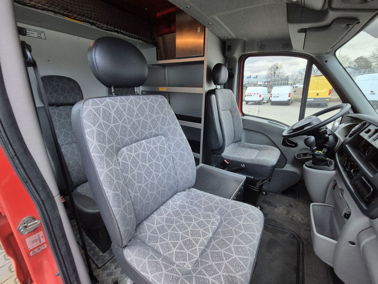 New Fire truck RENAULT Renault Master 2.5 DCi / Only 25TKM / Like NEW / WE Have 3 THE Same: picture 18 New Fire truck RENAULT Renault Master 2.5 DCi / Only 25TKM / Like NEW / WE Have 3 THE Same: picture 18