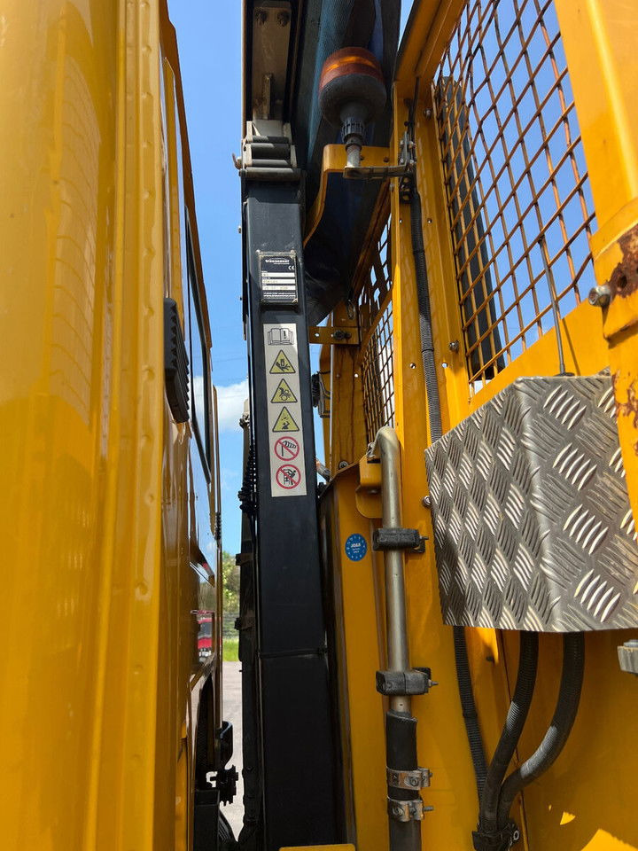 Container transporter/ Swap body truck Scania P280 4X2 / Skipper / Joab / 1 OW / Very Good Condition / Service: picture 17