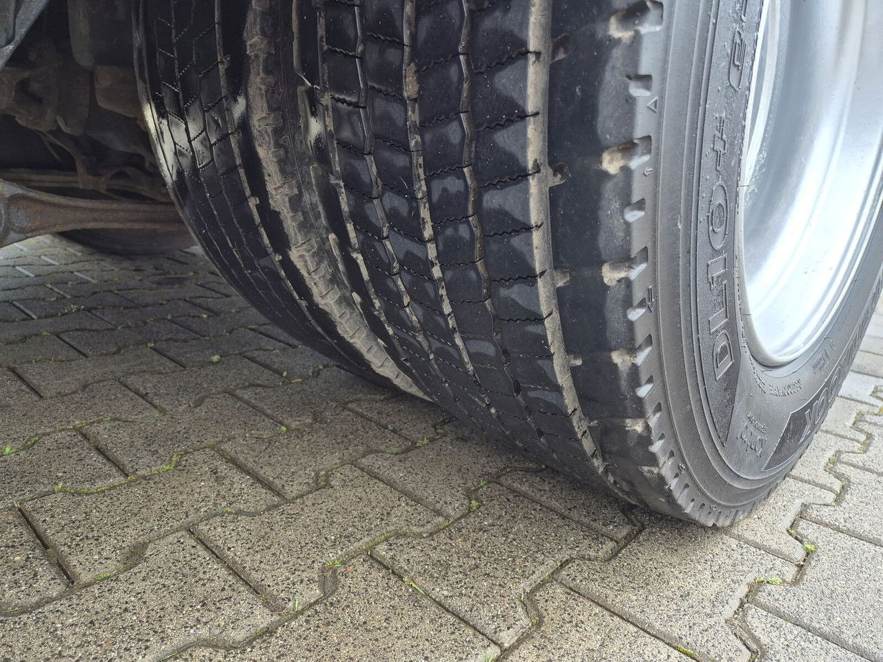 Lease a  Volvo FM 330 HDS Hiab / 1 Owner / Euro 6 / Serviced Volvo FM 330 HDS Hiab / 1 Owner / Euro 6 / Serviced: picture 17