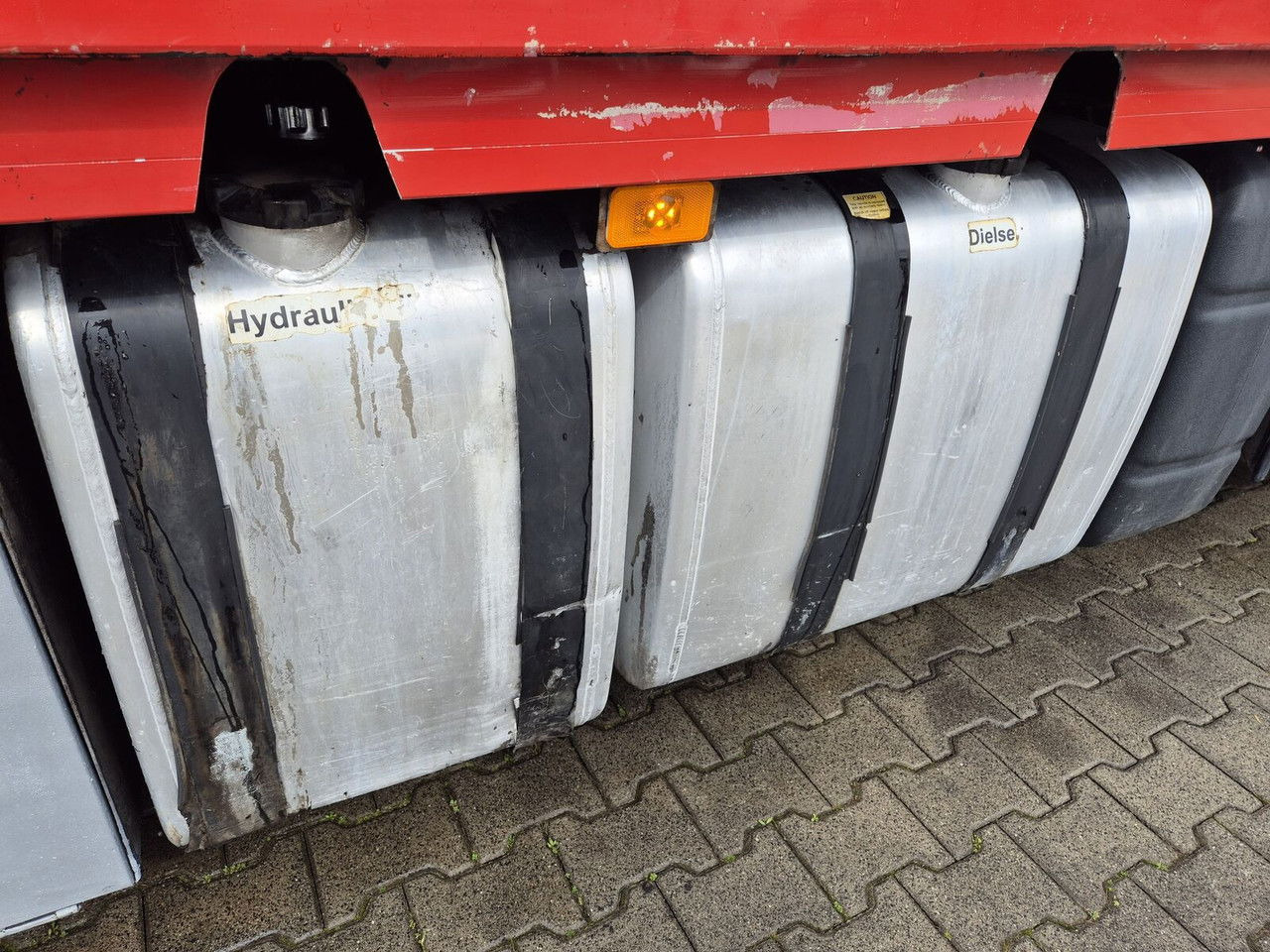 Lease a  Volvo FM 330 HDS Hiab / 1 Owner / Euro 6 / Serviced Volvo FM 330 HDS Hiab / 1 Owner / Euro 6 / Serviced: picture 20