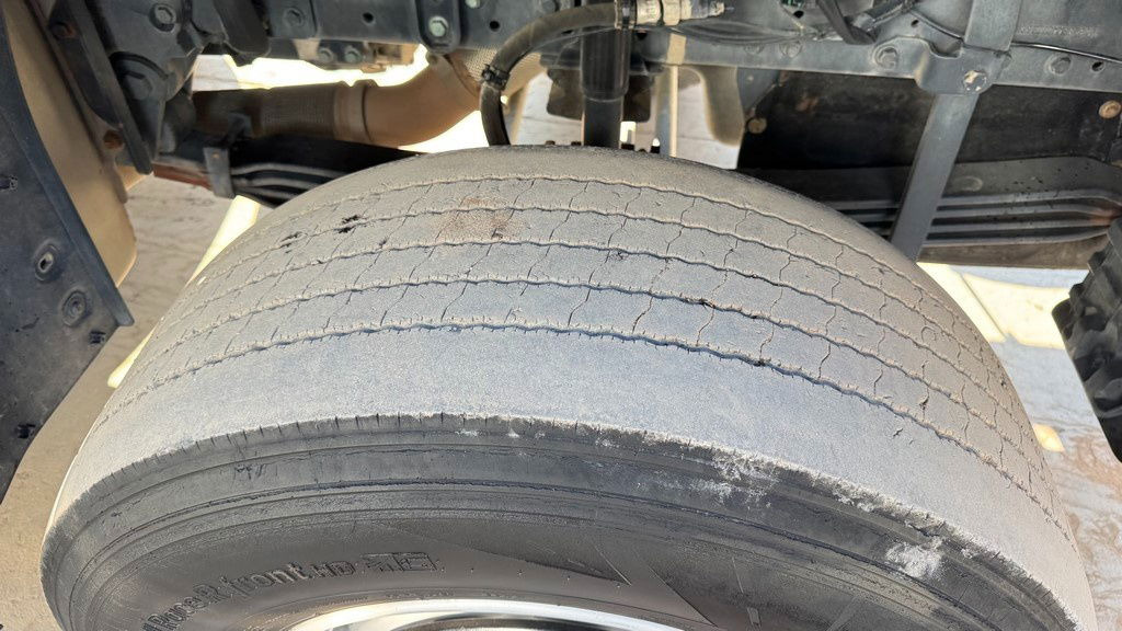 Tipper MAN TGS 41.510 8x4 Meiller bordmatic tipper - retarder - Euro 6: picture 15 Tipper MAN TGS 41.510 8x4 Meiller bordmatic tipper - retarder - Euro 6: picture 15