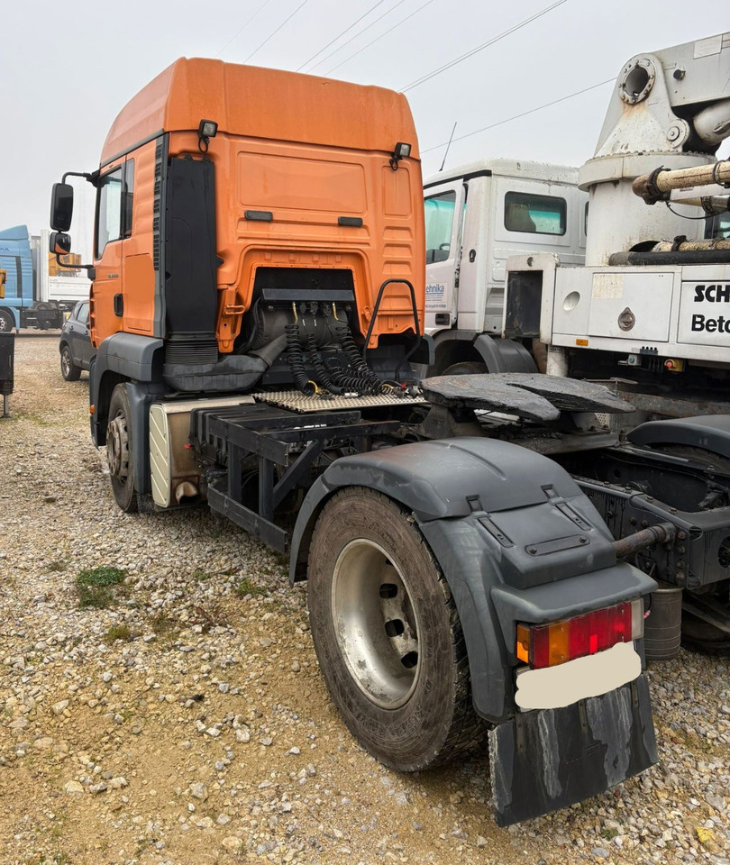 MAN TGA 18.430 4x2 tractor unit - new tyres - Tractor unit: picture 3 MAN TGA 18.430 4x2 tractor unit - new tyres - Tractor unit: picture 3