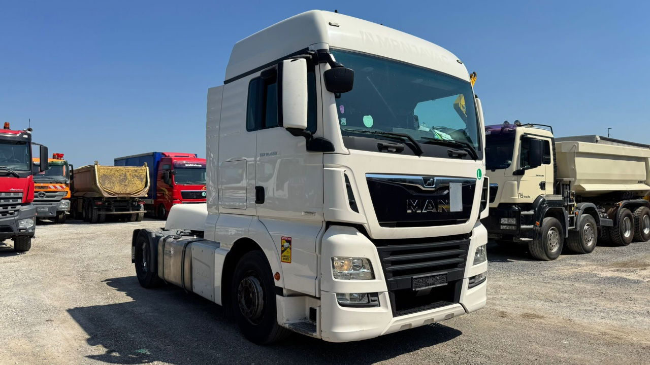 MAN TGX 18.460 4X2 tractor unit -retarder - Tractor unit: picture 3 MAN TGX 18.460 4X2 tractor unit -retarder - Tractor unit: picture 3
